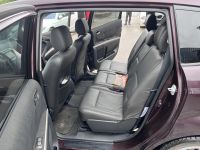 Toyota Corolla Verso 2008 - Автомобиль на запчасти