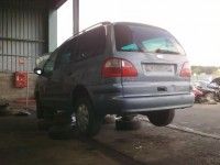 Ford Galaxy 2001 - Автомобиль на запчасти