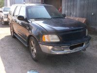 Ford Expedition 1998 - Автомобиль на запчасти