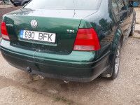 Volkswagen Bora 1999 - Автомобиль на запчасти