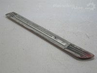 Mazda 626 1997-2002 Молдинг (правый задний дверь) Запчасть код: GG3E50683