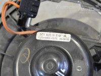 Volkswagen Passat (B7) Вентилятор печки Запчасть код: 3C1820015AA
Тип кузова: Universaa...