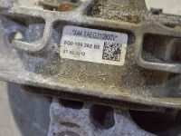 Volkswagen Golf 7 Подушка двигателя, правый Запчасть код: 5Q0199262BE
Тип кузова: 5-ust luu...