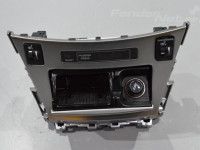 Toyota Avensis (T27) Переключатель подогрев сидений, левый Запчасть код: 84751-05040
Тип кузова: Sedaan