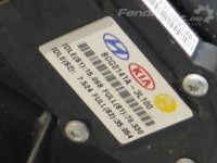 Hyundai Sonata (NF) Педаль газа Запчасть код: 327003L300
Тип кузова: Sedaan
Тип...