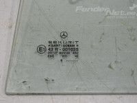 Mercedes-Benz E (W210) 1995-2003 Стекло треугольник задней двери, левый (седан) Запчасть код: A2107350109