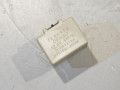 Toyota RAV4 (XA20) 2000-2006 Поворотник Реле Запчасть код: 81980-50030