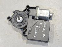 Volkswagen Passat (B7) Двигатель стеклоподъемника, левый передний Запчасть код: 3AA959701A
Тип кузова: Universaal...