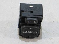 Toyota Yaris Зеркало Переключатель Запчасть код: 84870-0F010
Тип кузова: 5-ust luu...