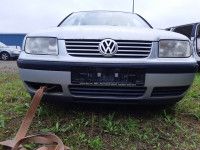 Volkswagen Bora 2001 - Автомобиль на запчасти