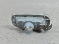 Volkswagen Golf 4 1997-2006 Указатель поворота (на крыле) Запчасть код: 8E0949127