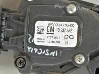 Opel Insignia (A) Педаль газа Запчасть код: 13237352
Тип кузова: Universaal
Т...