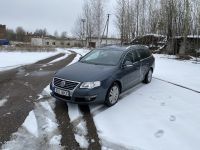 Volkswagen Passat 2010 - Автомобиль на запчасти