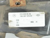 Mercedes-Benz C (W203) Противотуманный свет, левый Запчасть код: 2158200556
Тип кузова: Universaal