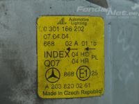 Mercedes-Benz C (W203) Фара, правый Запчасть код: A2038200261
Тип кузова: Universaal