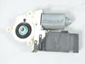 Seat Leon Двигатель стеклоподъемника, левый передний Запчасть код: 1C0959801B 03E
Тип кузова: 5-ust ...