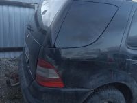 Mercedes-Benz ML (W163) 2004 - Автомобиль на запчасти