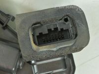 Volkswagen Sharan Замок двери, правый (передний) Запчасть код: 5K1837016J
Тип кузова: Mahtuniver...