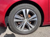 Peugeot 308 2017 - Автомобиль на запчасти
