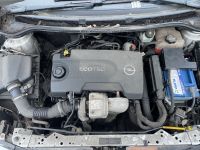 Opel Astra (J) 2011 - Автомобиль на запчасти