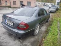 Mercedes-Benz E (W211) 2007 - Автомобиль на запчасти