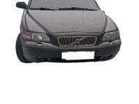 Volvo V70 2001 - Автомобиль на запчасти