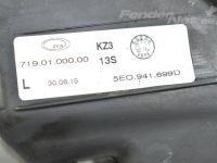 Skoda Octavia Противотуманный свет, левый Запчасть код: 5E0941699D
Тип кузова: Universaal
