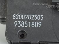 Renault Trafic Замок двери, левый задний Запчасть код: 8200282303
Тип кузова: Kaubik