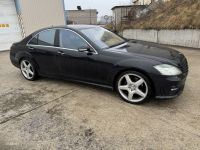 Mercedes-Benz S (W221) 2005 - Автомобиль на запчасти